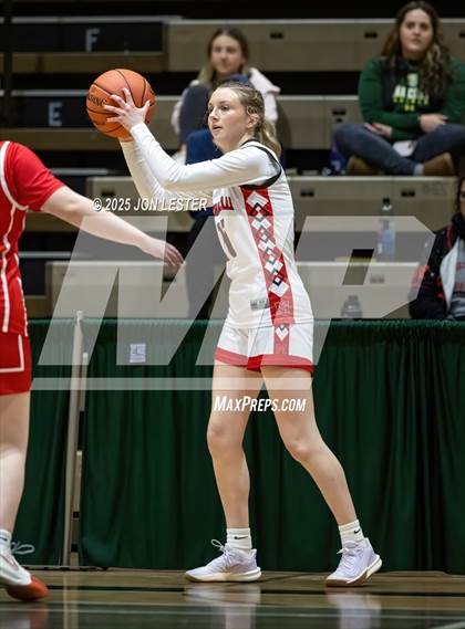 Thumbnail 2 in Tamarac vs. Mechanicville (NYSPHSAA Section 2 Class B Semi Finals) photogallery.