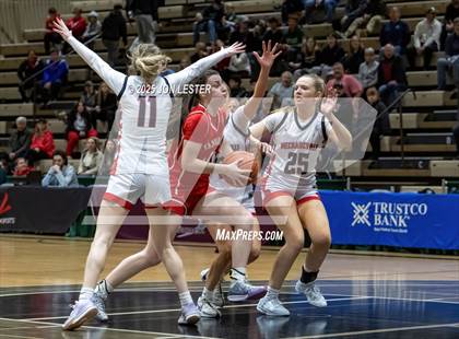 Thumbnail 3 in Tamarac vs. Mechanicville (NYSPHSAA Section 2 Class B Semi Finals) photogallery.