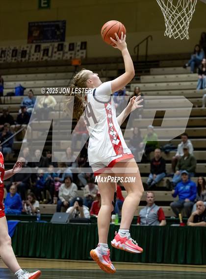 Thumbnail 1 in Tamarac vs. Mechanicville (NYSPHSAA Section 2 Class B Semi Finals) photogallery.
