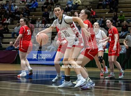 Thumbnail 1 in Tamarac vs. Mechanicville (NYSPHSAA Section 2 Class B Semi Finals) photogallery.