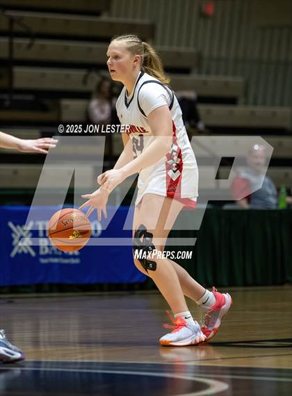 Thumbnail 3 in Tamarac vs. Mechanicville (NYSPHSAA Section 2 Class B Semi Finals) photogallery.