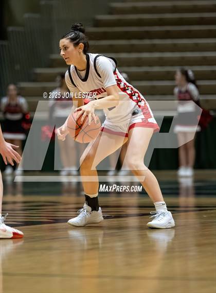 Thumbnail 1 in Tamarac vs. Mechanicville (NYSPHSAA Section 2 Class B Semi Finals) photogallery.
