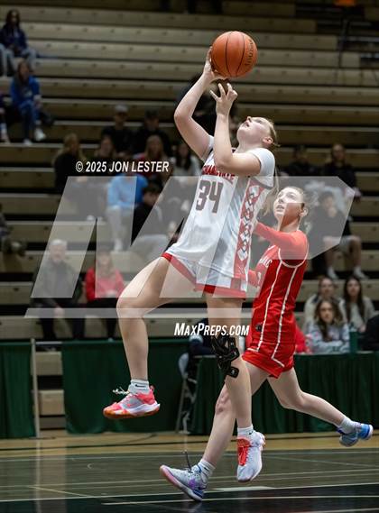Thumbnail 3 in Tamarac vs. Mechanicville (NYSPHSAA Section 2 Class B Semi Finals) photogallery.