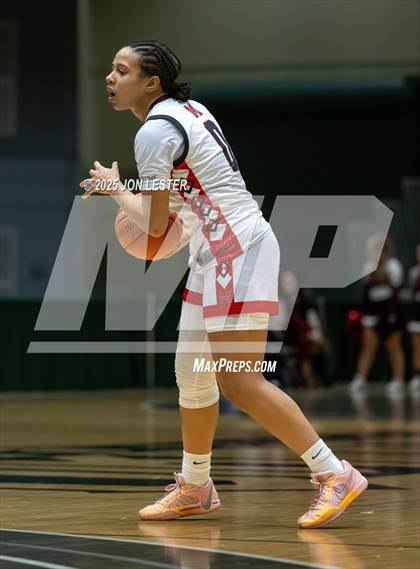 Thumbnail 1 in Tamarac vs. Mechanicville (NYSPHSAA Section 2 Class B Semi Finals) photogallery.