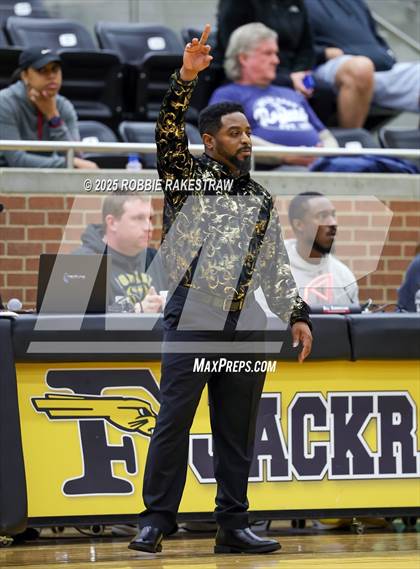 Thumbnail 1 in Wylie East vs. DeSoto (UIL 6A DII Area Playoff) photogallery.