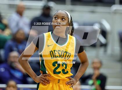 Thumbnail 2 in Wylie East vs. DeSoto (UIL 6A DII Area Playoff) photogallery.