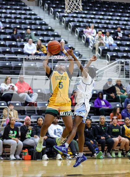 Thumbnail 1 in Wylie East vs. DeSoto (UIL 6A DII Area Playoff) photogallery.