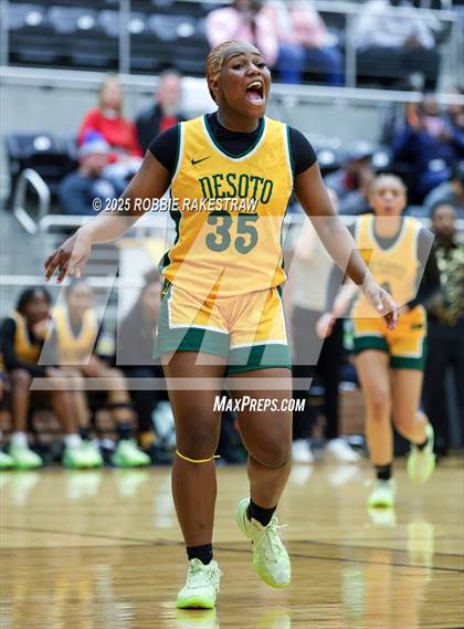 Thumbnail 1 in Wylie East vs. DeSoto (UIL 6A DII Area Playoff) photogallery.