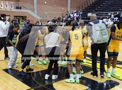 Thumbnail 1 in Wylie East vs. DeSoto (UIL 6A DII Area Playoff) photogallery.