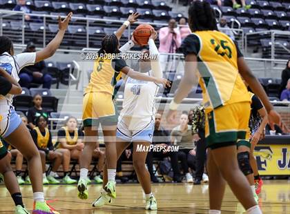 Thumbnail 3 in Wylie East vs. DeSoto (UIL 6A DII Area Playoff) photogallery.