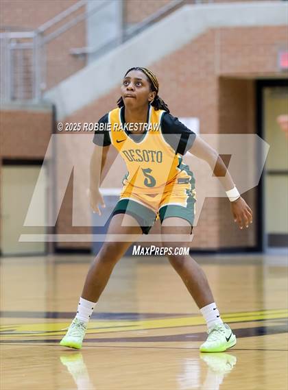 Thumbnail 1 in Wylie East vs. DeSoto (UIL 6A DII Area Playoff) photogallery.