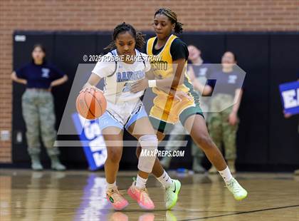 Thumbnail 1 in Wylie East vs. DeSoto (UIL 6A DII Area Playoff) photogallery.