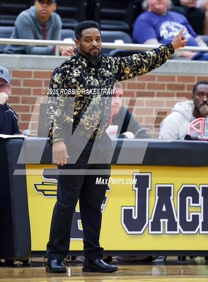 Thumbnail 3 in Wylie East vs. DeSoto (UIL 6A DII Area Playoff) photogallery.