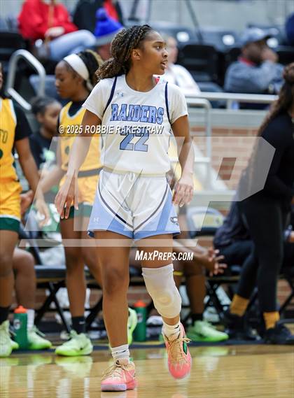 Thumbnail 2 in Wylie East vs. DeSoto (UIL 6A DII Area Playoff) photogallery.
