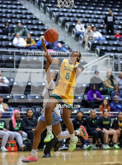 Thumbnail 3 in Wylie East vs. DeSoto (UIL 6A DII Area Playoff) photogallery.