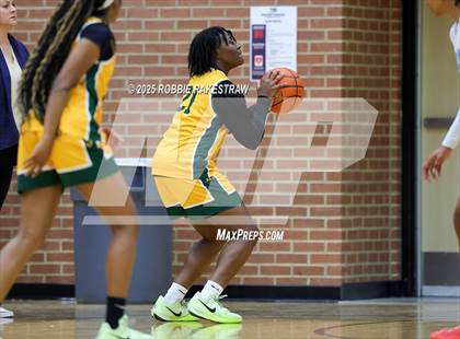 Thumbnail 2 in Wylie East vs. DeSoto (UIL 6A DII Area Playoff) photogallery.