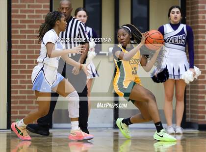 Thumbnail 2 in Wylie East vs. DeSoto (UIL 6A DII Area Playoff) photogallery.