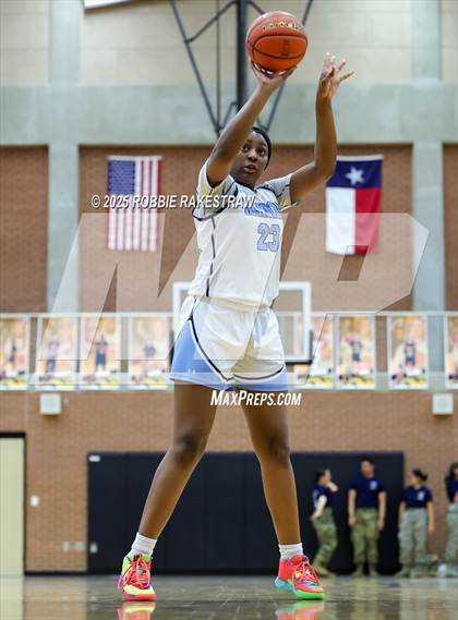 Thumbnail 1 in Wylie East vs. DeSoto (UIL 6A DII Area Playoff) photogallery.