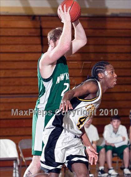 Thumbnail 2 in New Milford at Trumbull  (CIAC Class LL 1st Round) photogallery.