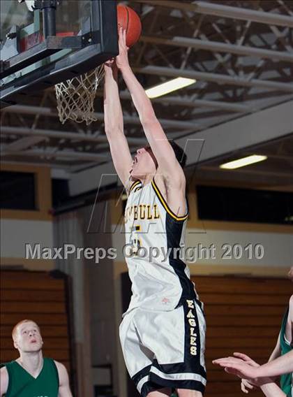 Thumbnail 3 in New Milford at Trumbull  (CIAC Class LL 1st Round) photogallery.