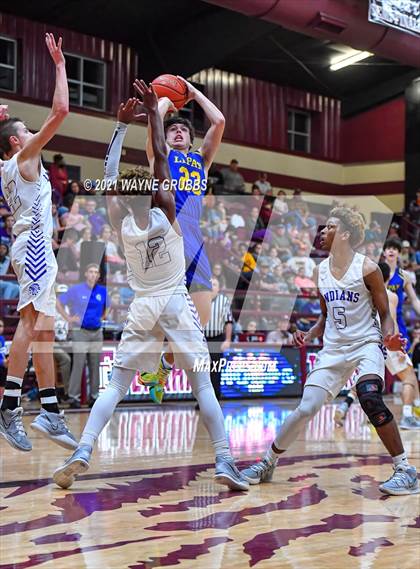 Thumbnail 2 in Lipan vs Douglass (Tenaha Holiday Hoops Classic) photogallery.