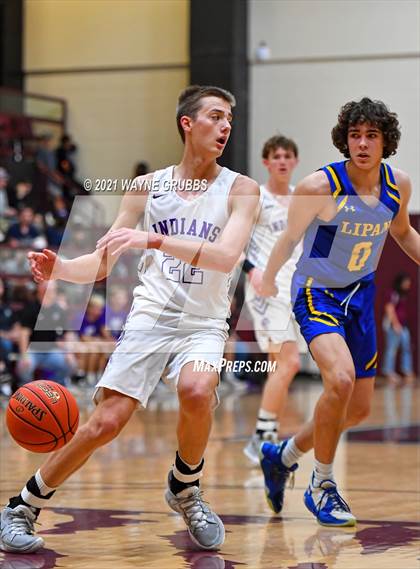 Thumbnail 2 in Lipan vs Douglass (Tenaha Holiday Hoops Classic) photogallery.