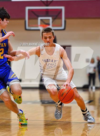 Thumbnail 2 in Lipan vs Douglass (Tenaha Holiday Hoops Classic) photogallery.