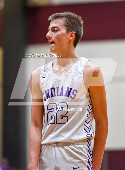 Thumbnail 3 in Lipan vs Douglass (Tenaha Holiday Hoops Classic) photogallery.