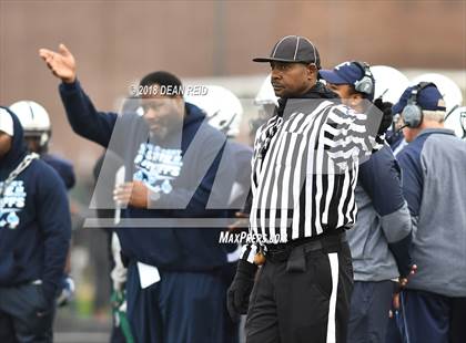 Thumbnail 1 in MacArthur @ Hillcrest (IHSA Class 5A 2nd Round Playoff) photogallery.