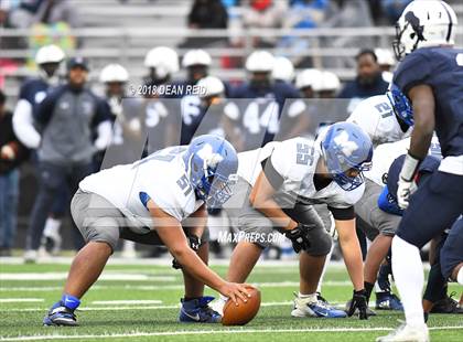 Thumbnail 1 in MacArthur @ Hillcrest (IHSA Class 5A 2nd Round Playoff) photogallery.