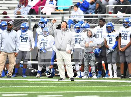 Thumbnail 3 in MacArthur @ Hillcrest (IHSA Class 5A 2nd Round Playoff) photogallery.