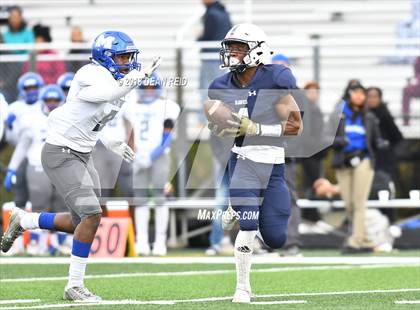 Thumbnail 1 in MacArthur @ Hillcrest (IHSA Class 5A 2nd Round Playoff) photogallery.
