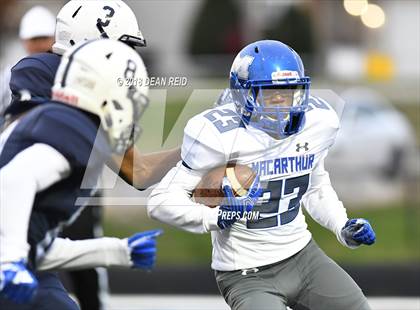 Thumbnail 2 in MacArthur @ Hillcrest (IHSA Class 5A 2nd Round Playoff) photogallery.