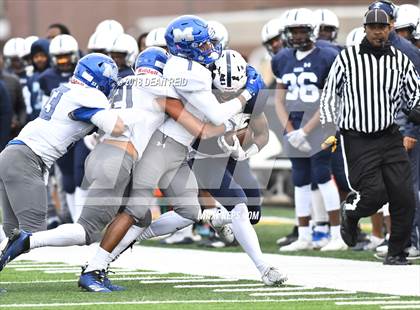 Thumbnail 2 in MacArthur @ Hillcrest (IHSA Class 5A 2nd Round Playoff) photogallery.