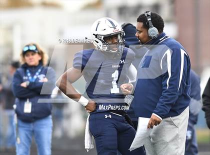 Thumbnail 1 in MacArthur @ Hillcrest (IHSA Class 5A 2nd Round Playoff) photogallery.