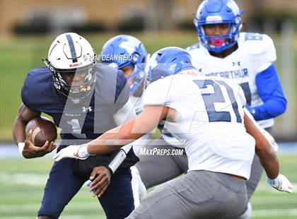Thumbnail 1 in MacArthur @ Hillcrest (IHSA Class 5A 2nd Round Playoff) photogallery.