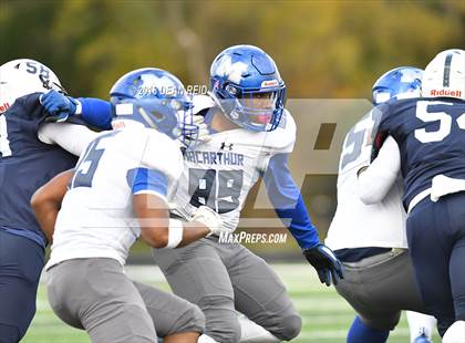 Thumbnail 3 in MacArthur @ Hillcrest (IHSA Class 5A 2nd Round Playoff) photogallery.