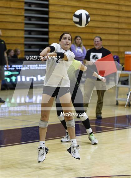 Thumbnail 1 in Fort Wayne Snider vs Leo (Leo Invite) photogallery.