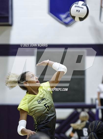 Thumbnail 3 in Fort Wayne Snider vs Leo (Leo Invite) photogallery.