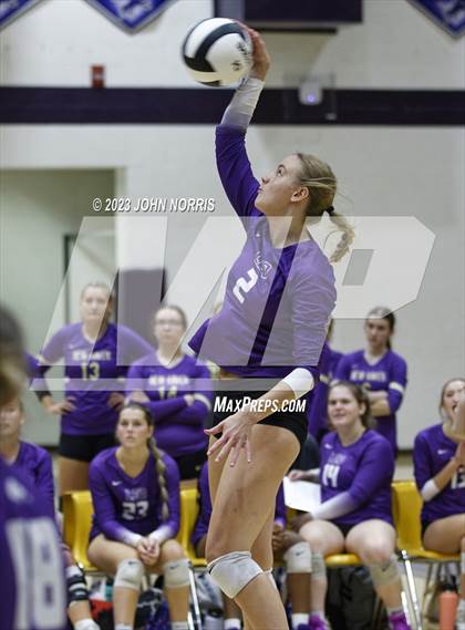Thumbnail 2 in Fort Wayne Snider vs Leo (Leo Invite) photogallery.