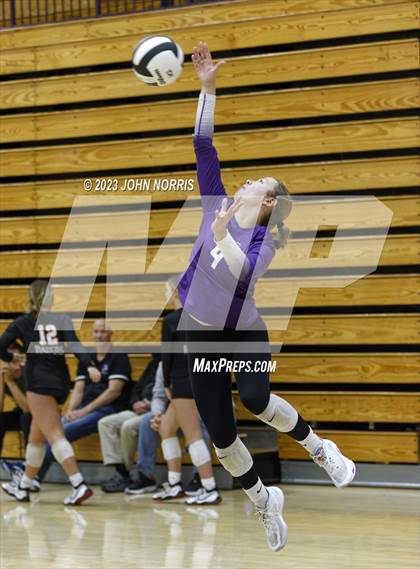 Thumbnail 3 in Fort Wayne Snider vs Leo (Leo Invite) photogallery.