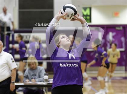 Thumbnail 2 in Fort Wayne Snider vs Leo (Leo Invite) photogallery.