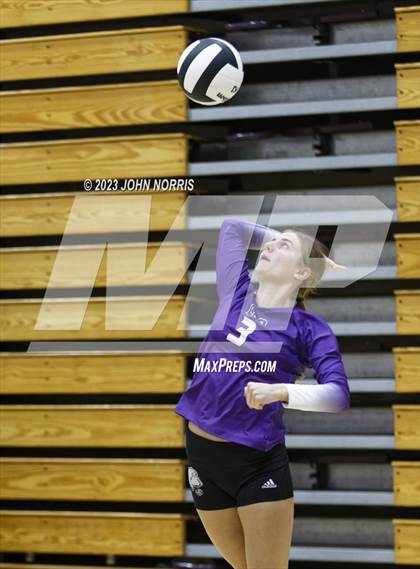 Thumbnail 1 in Fort Wayne Snider vs Leo (Leo Invite) photogallery.