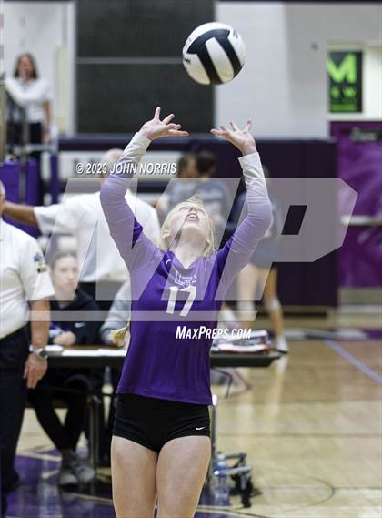 Thumbnail 3 in Fort Wayne Snider vs Leo (Leo Invite) photogallery.