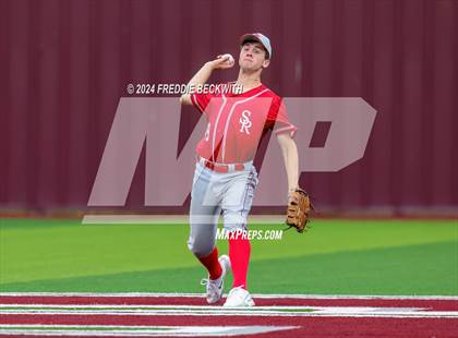Thumbnail 1 in Sam Rayburn vs. Lindsay (UIL 2A Area Playoff) photogallery.