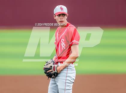 Thumbnail 2 in Sam Rayburn vs. Lindsay (UIL 2A Area Playoff) photogallery.