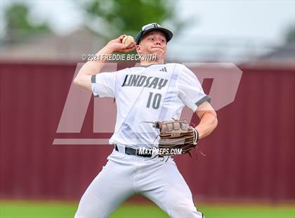 Thumbnail 3 in Sam Rayburn vs. Lindsay (UIL 2A Area Playoff) photogallery.