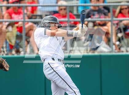 Thumbnail 3 in Sam Rayburn vs. Lindsay (UIL 2A Area Playoff) photogallery.