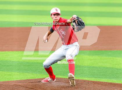 Thumbnail 1 in Sam Rayburn vs. Lindsay (UIL 2A Area Playoff) photogallery.