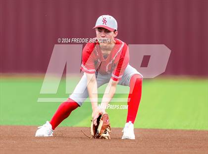 Thumbnail 2 in Sam Rayburn vs. Lindsay (UIL 2A Area Playoff) photogallery.